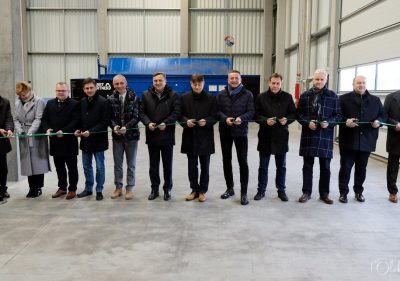 Otwarcie 12 – wyrózniające